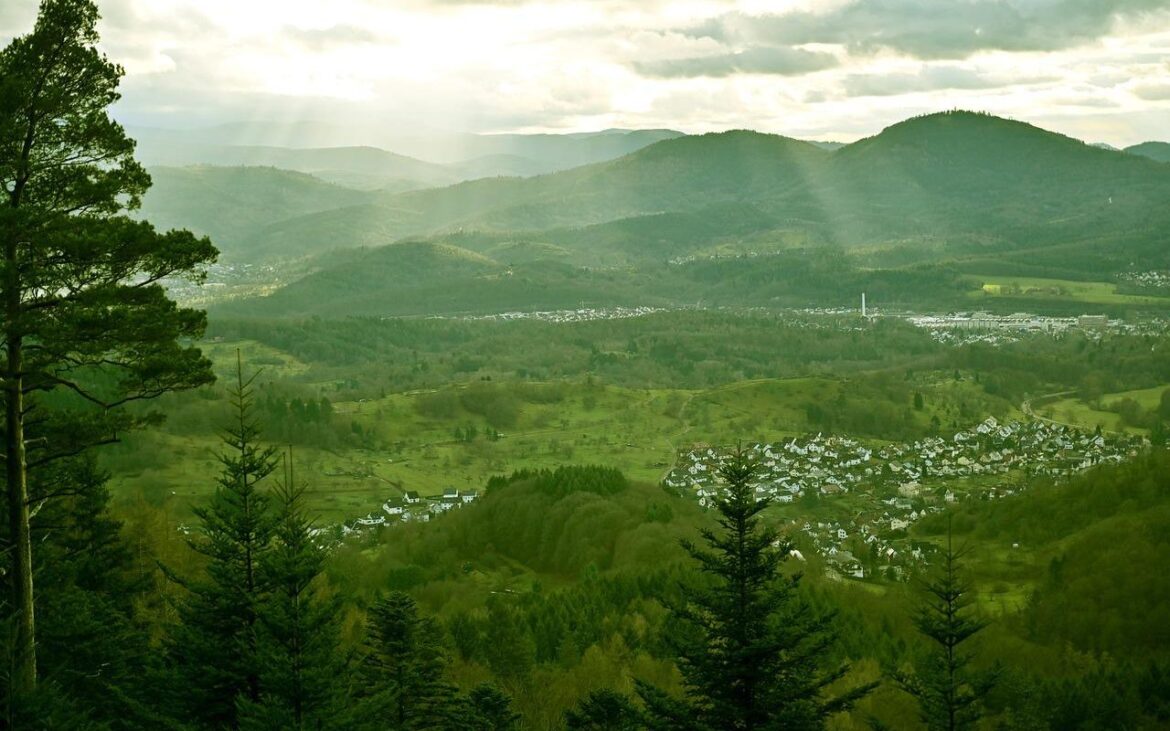 URLAUB IM SCHWARZWALD – CITY FERIENWOHNUNG GAGGENAU